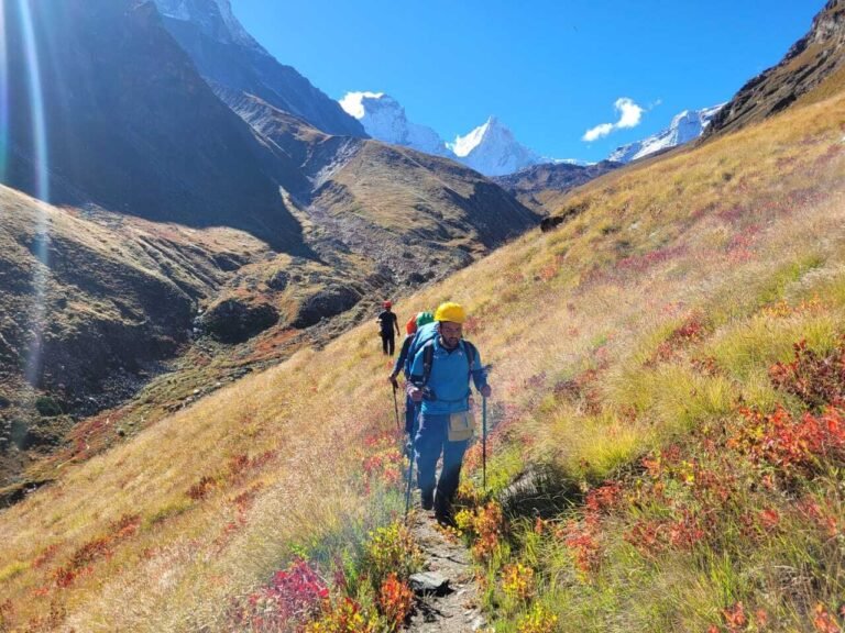 92410c5f-acb4-4c6d-8dd9-29eee7ca0fa2_Kedartal+autumn+Lay+Naik+Indiahikes