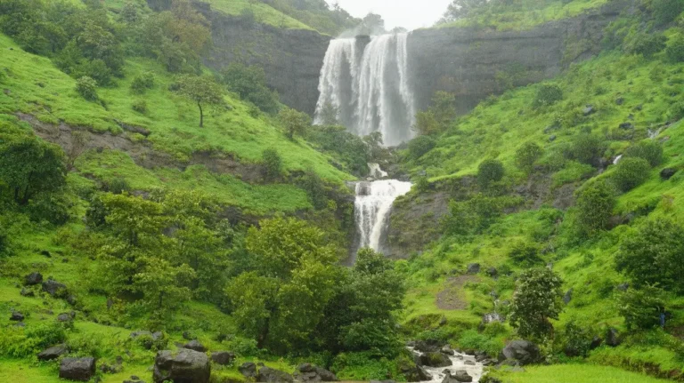 Bhavali-Waterfall